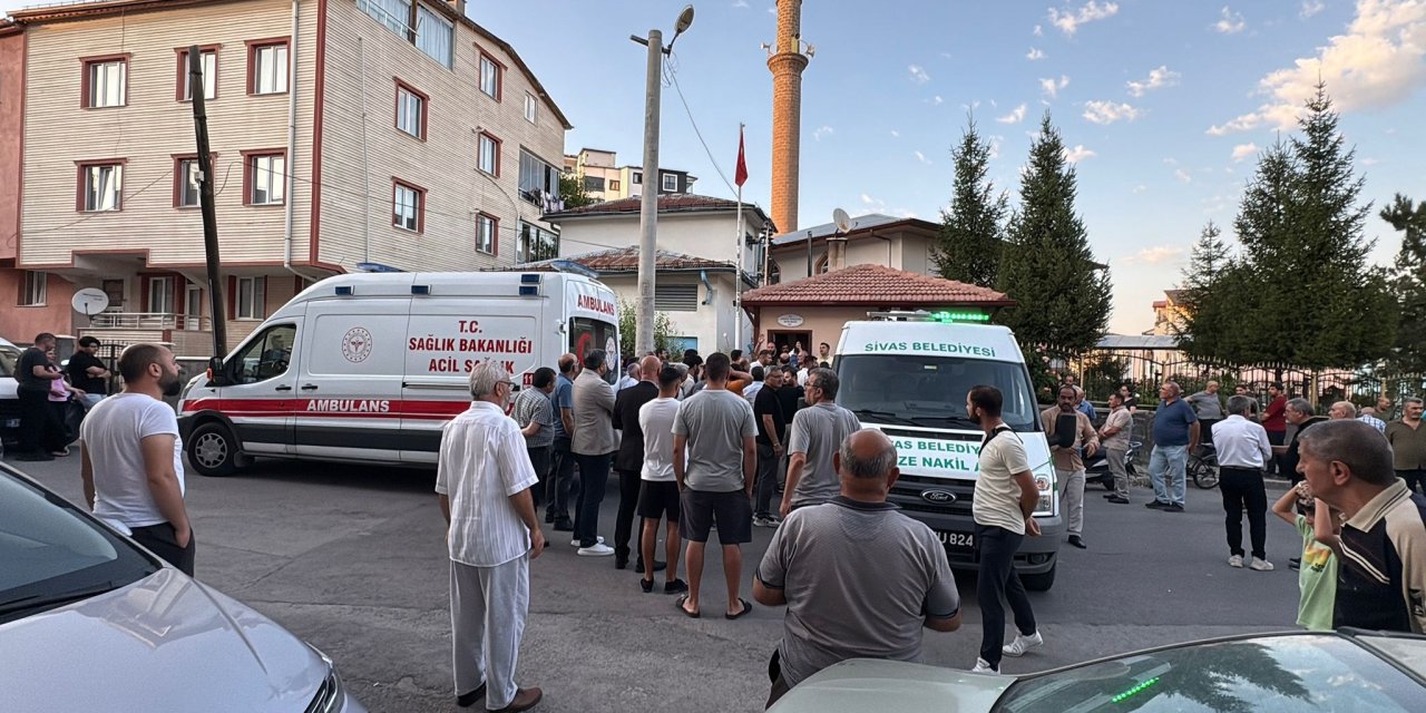 16 yıllık muhtar makamında ölü bulundu