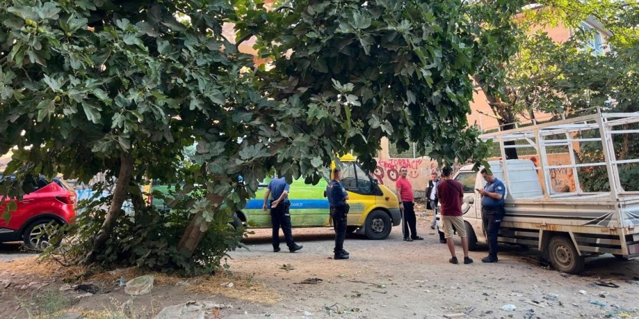 Köpek gezdirmeye çıktı, canına kıymaya çalışan adamı kurtardı