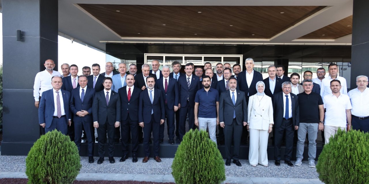 Konyalı sanayiciler Cumhurbaşkanı Yardımcısı Yılmaz’a taleplerini sıraladı