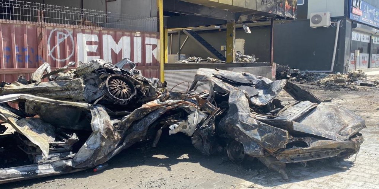 Sanayide korku dolu anlar! İş yeri ve araçlar alevlere teslim oldu