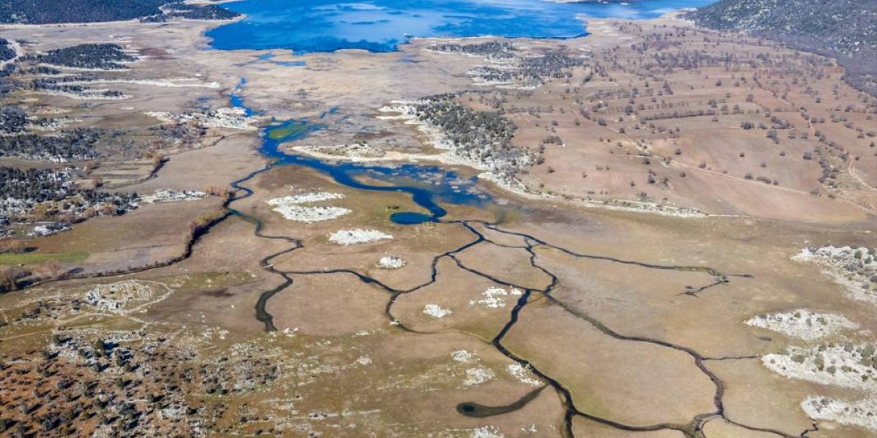 Konya’nın gözbebeğini insan eliyle tüketiyoruz