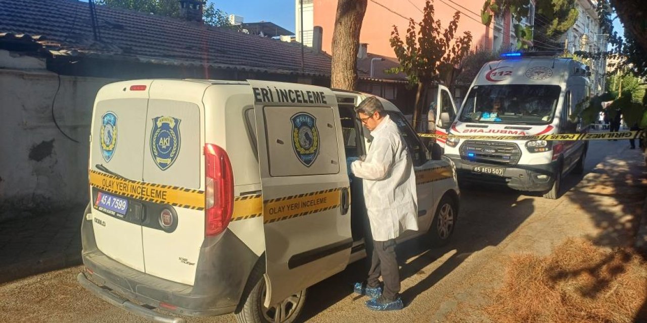 Evinde bıçaklanarak öldürülmüştü, şüpheli akrabası çıktı