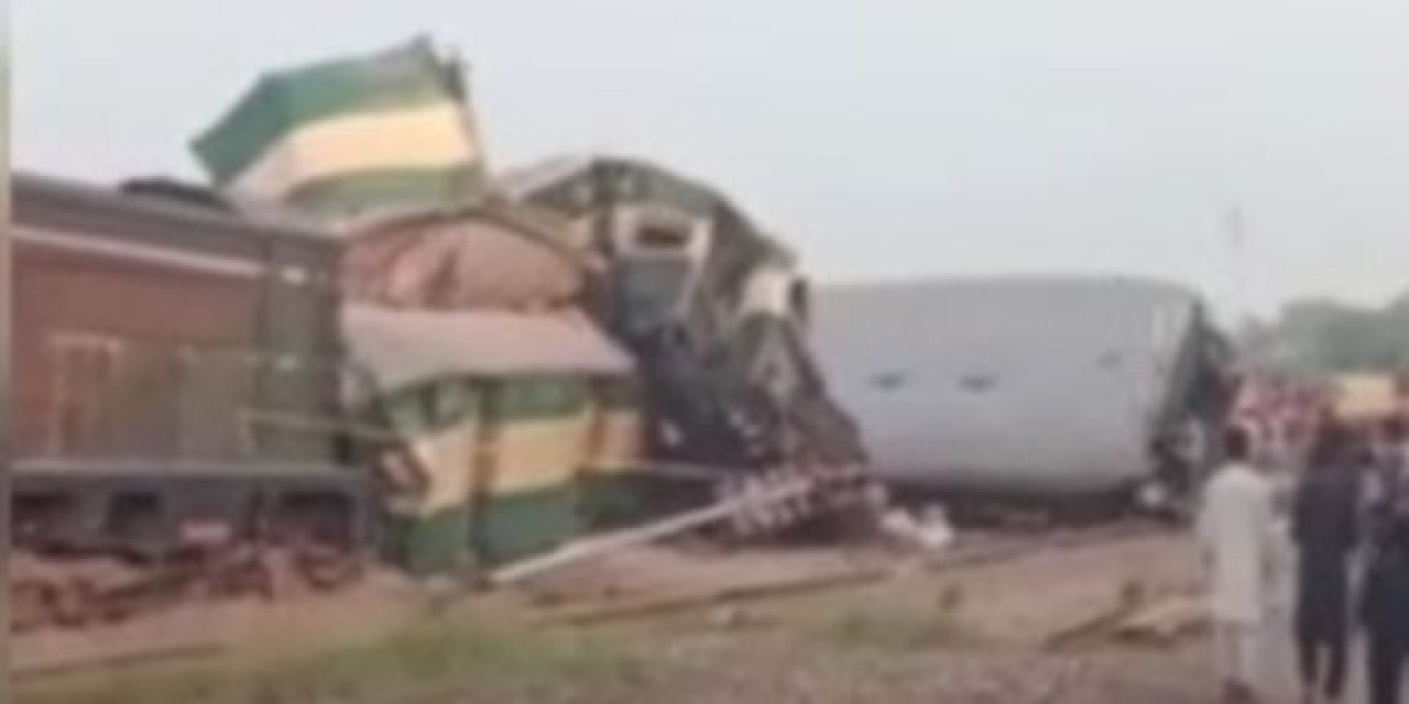 Trenin raydan çıktığı kazada 1 kişi öldü, 24 kişi yaralandı