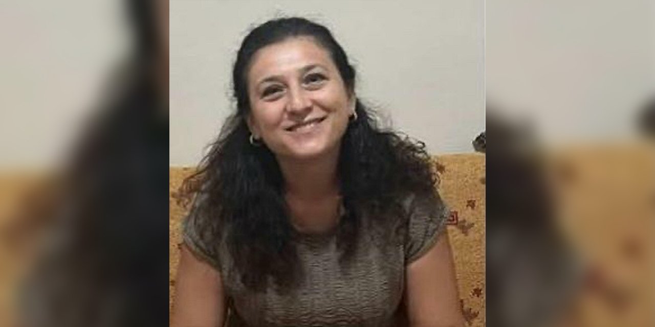 Durağa yaklaşan minibüsten düşen ebe feci şekilde can verdi