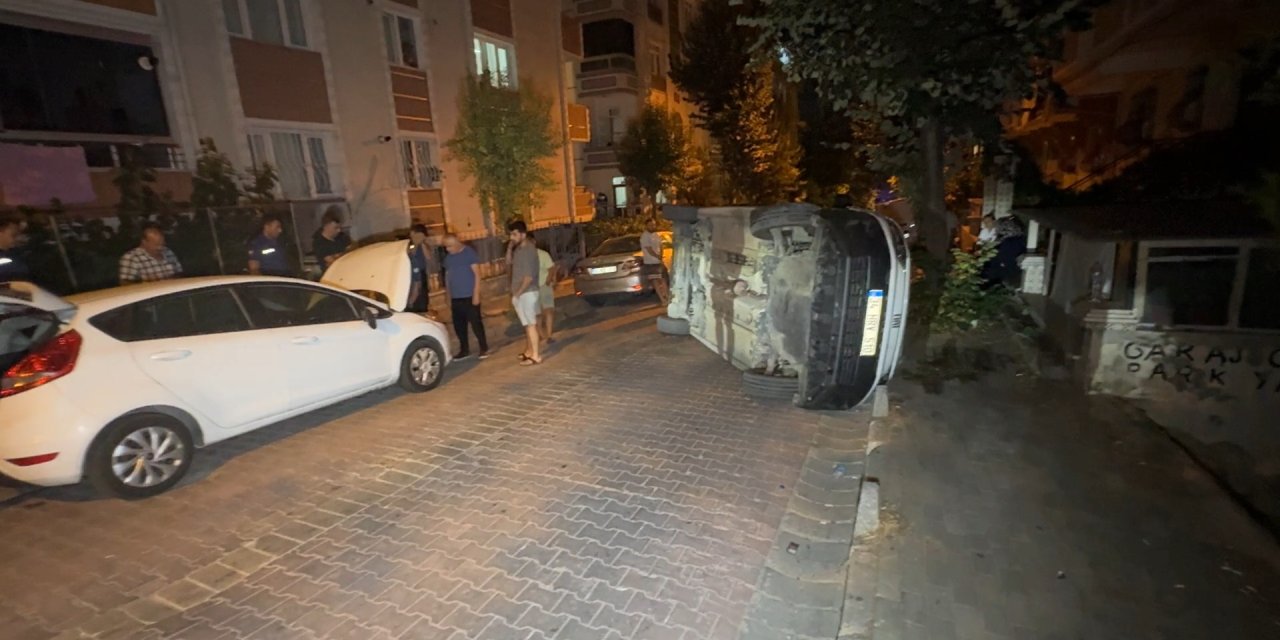 Alkollü sürücü mahallede dehşet saçtı