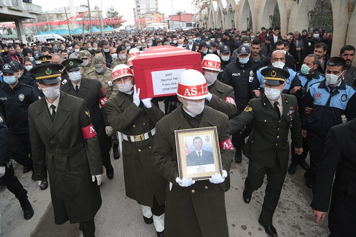 İdlib şehitlerimiz son yolculuklarına uğurlandı