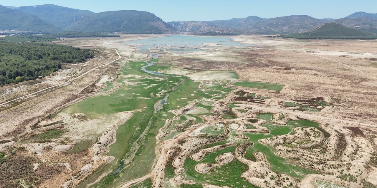Konya ve obruk vurgusu ile tehlike uyarısı: Türkiye’nin altı boşaltılıyor