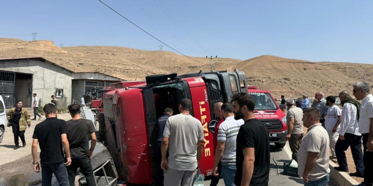 Trafik kazası yangına giden ekipleri durduramadı
