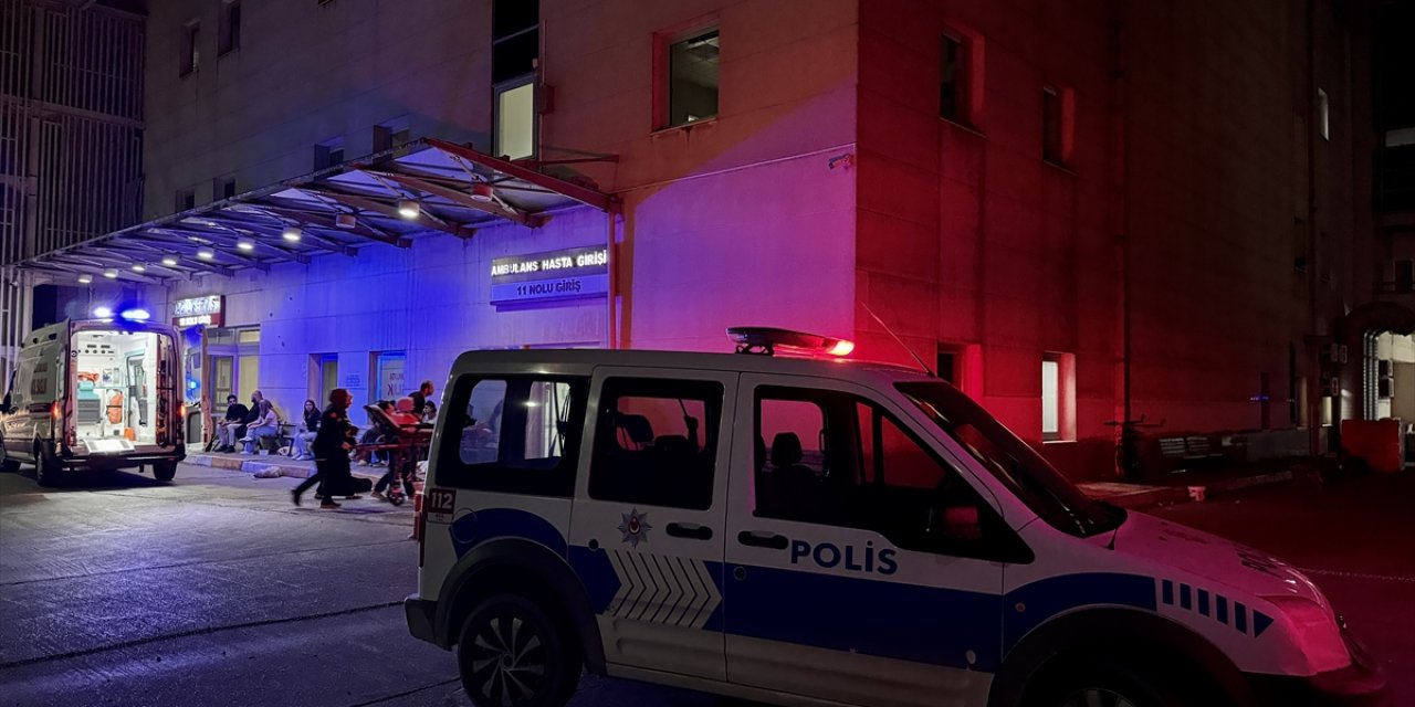 Koca dehşeti! Hastanede eşini silahla vurdu