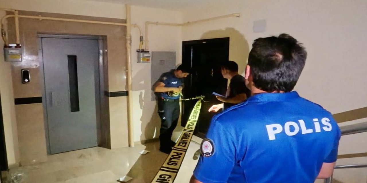 Asansör faciası! 2 usta ölümle pençeleşiyor