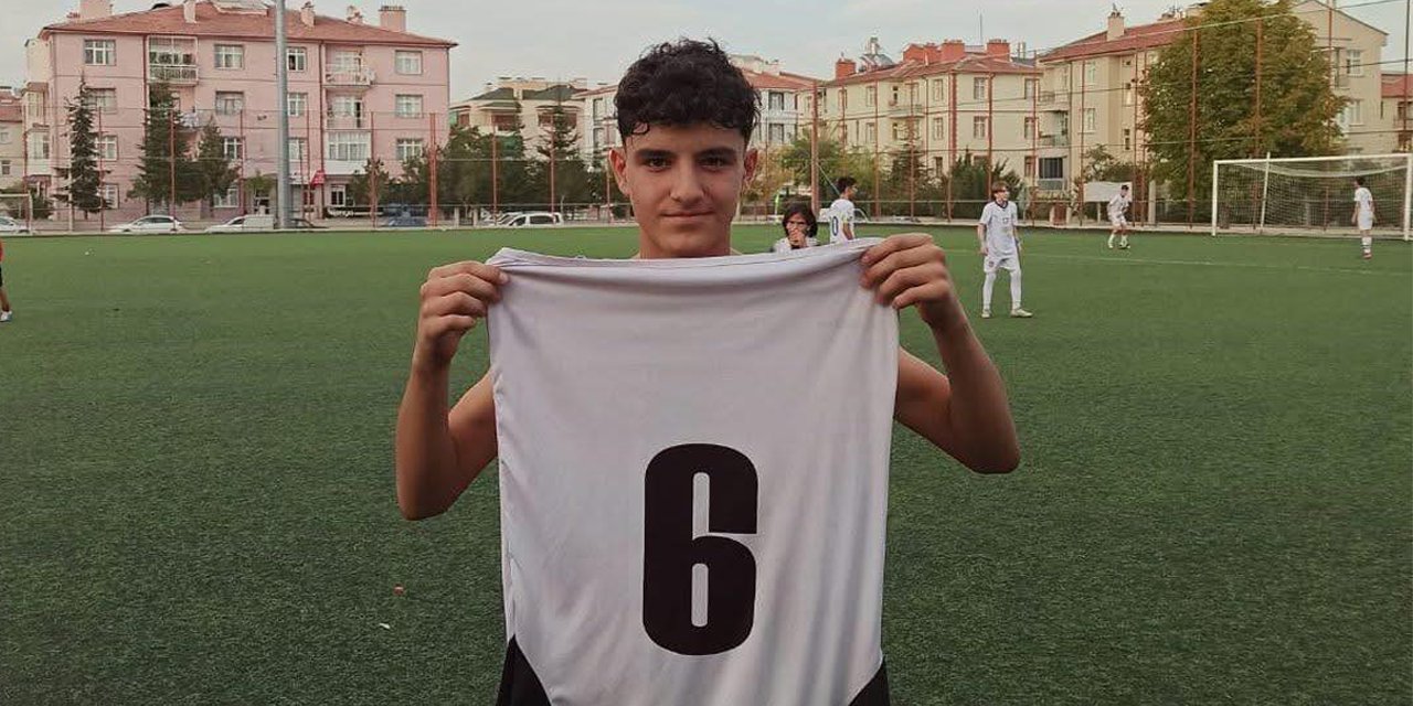 Konya’da sokakta fenalaşan 14 yaşındaki futbolcu Çınar Erdoğan hayatını kaybetti