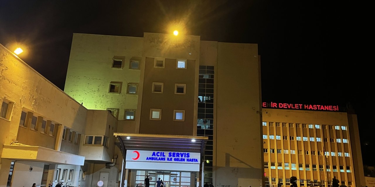 Boğulma tehlikesi geçiren 3 kişiden biri öldü