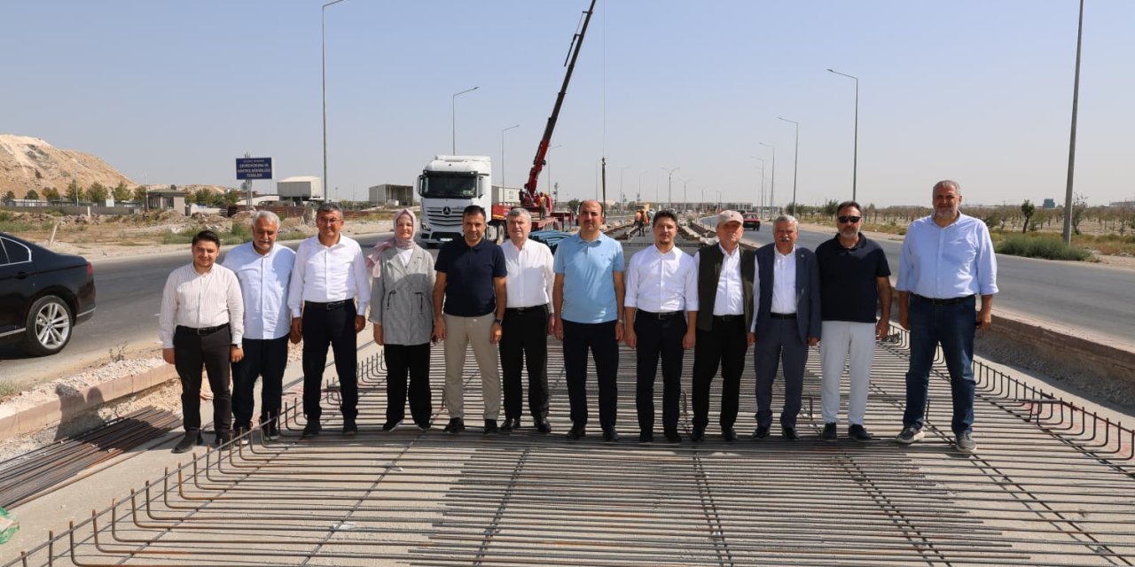 Konya AK Parti protokolü şehre nefes aldıracak raylarda buluştu