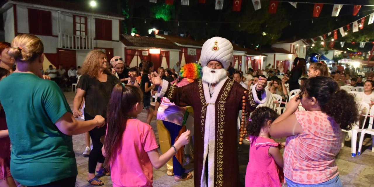 Kepez’de Konya rüzgarı esti! Konyalılar Gecesi büyük ilgi gördü