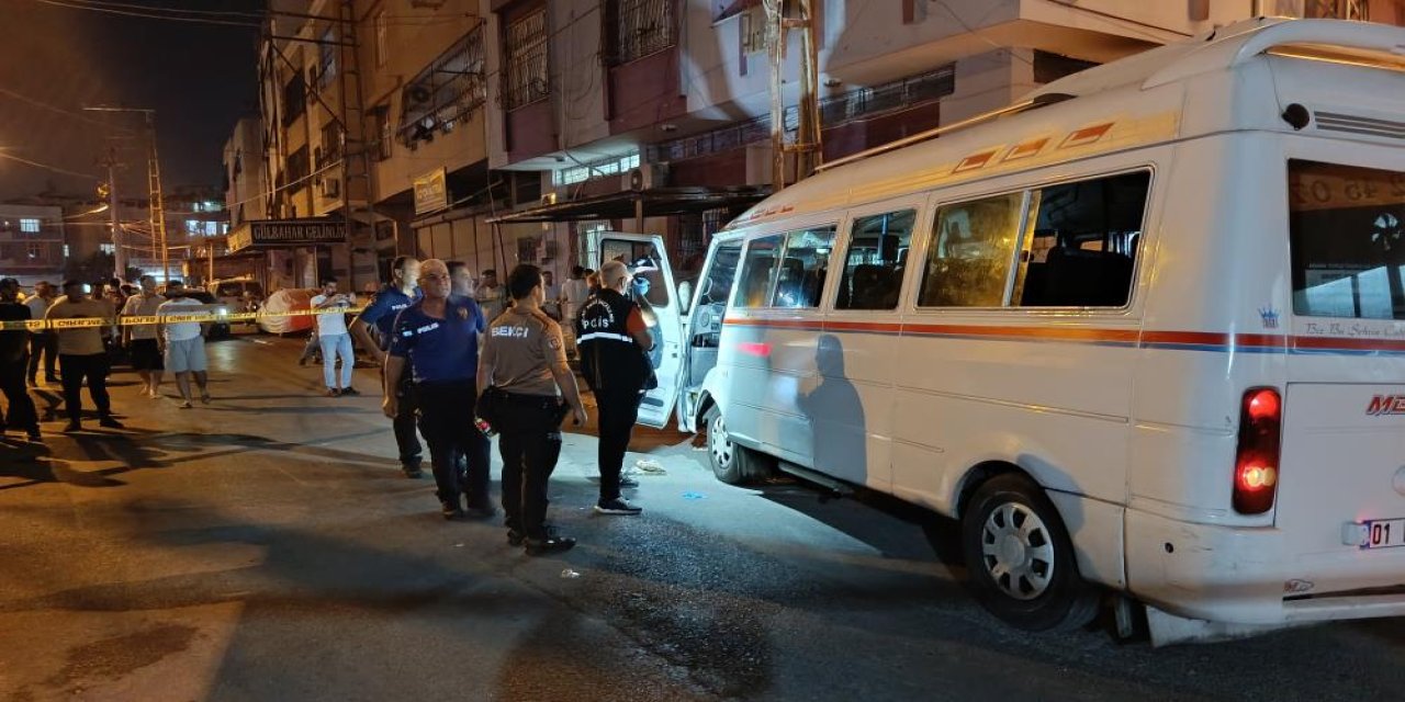 Dolmuşçuya silahlı saldırı! Direksiyon başında vuruldu, 600 metre sonra öldü
