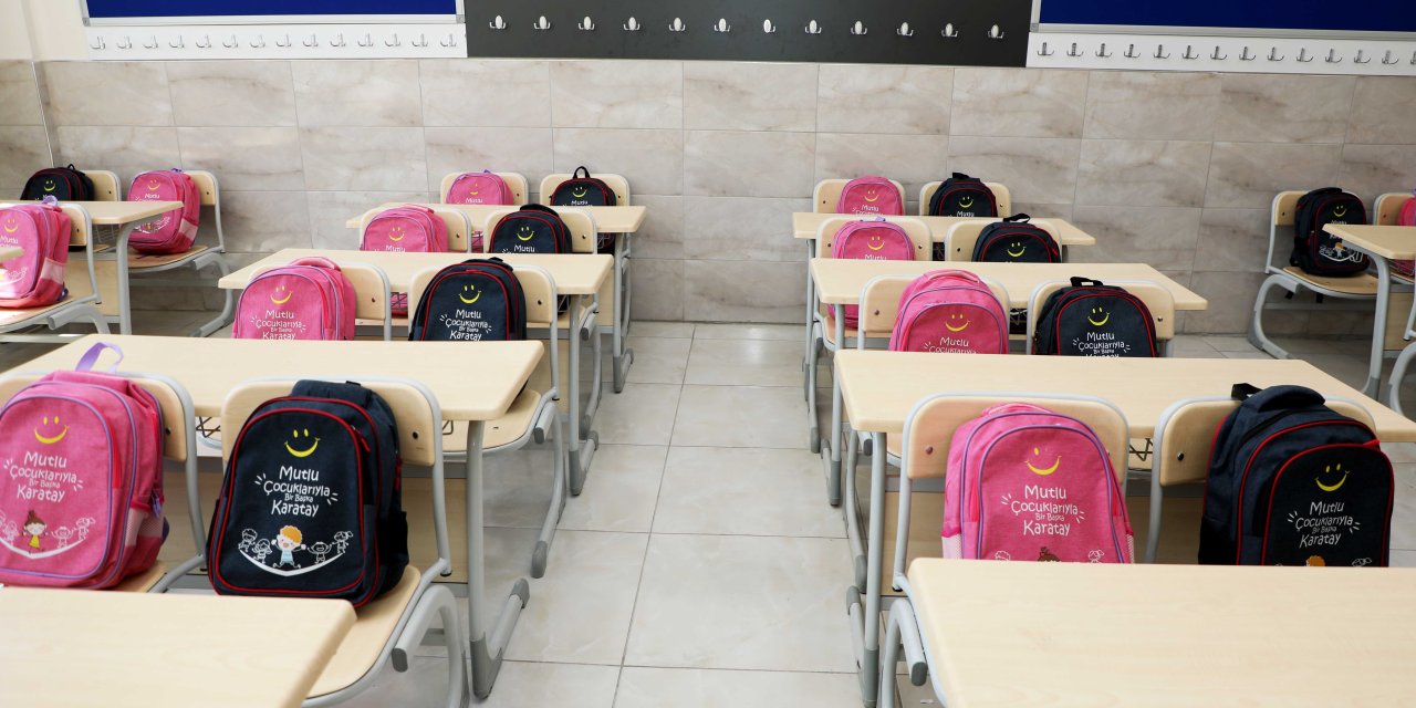 Karatay, okula yeni başlayacak minikleri sürprizlerle bekliyor