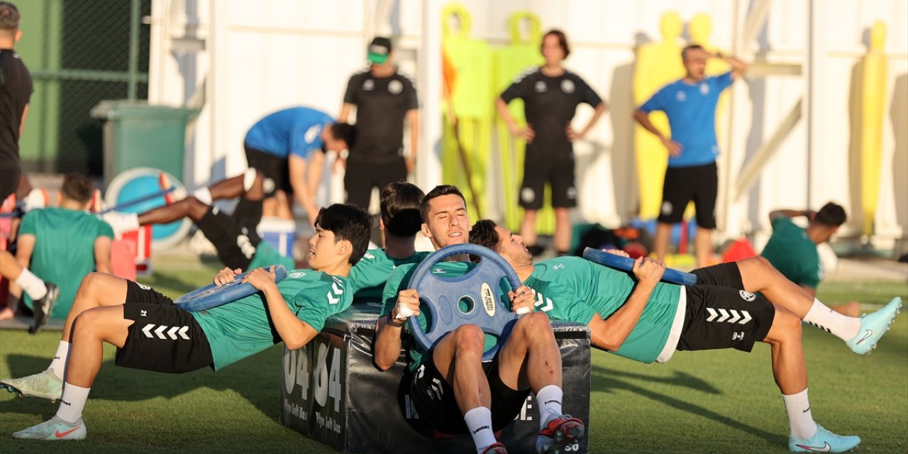 Konyaspor’un yeni transferi Muleka İzmir’e gitmeyebilir