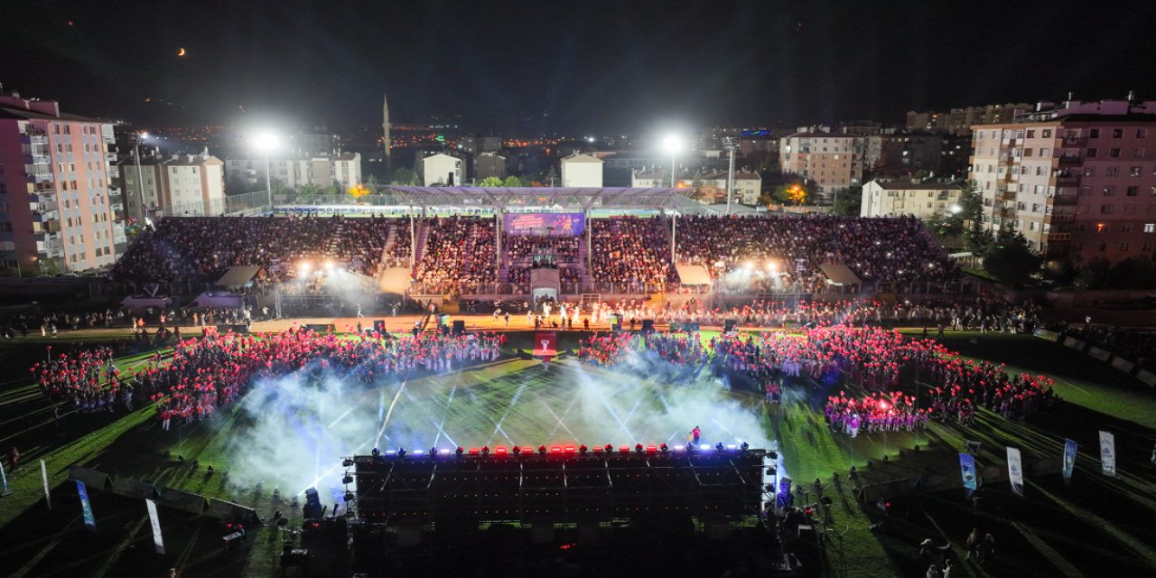 Konya’da her güzel şeyin sonu, daha coşkulu başlangıçlara vesile oluyor