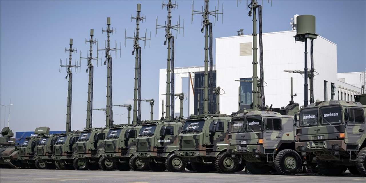 Türkiye'nin yerli "Çelik Kubbe" hava savunma sistemi dünya basınında manşetlerde