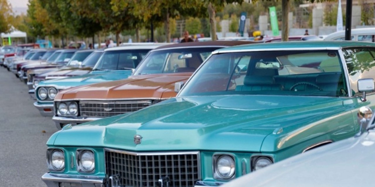 Konya’da 93 yaşındaki otomobil sergiye çıktı