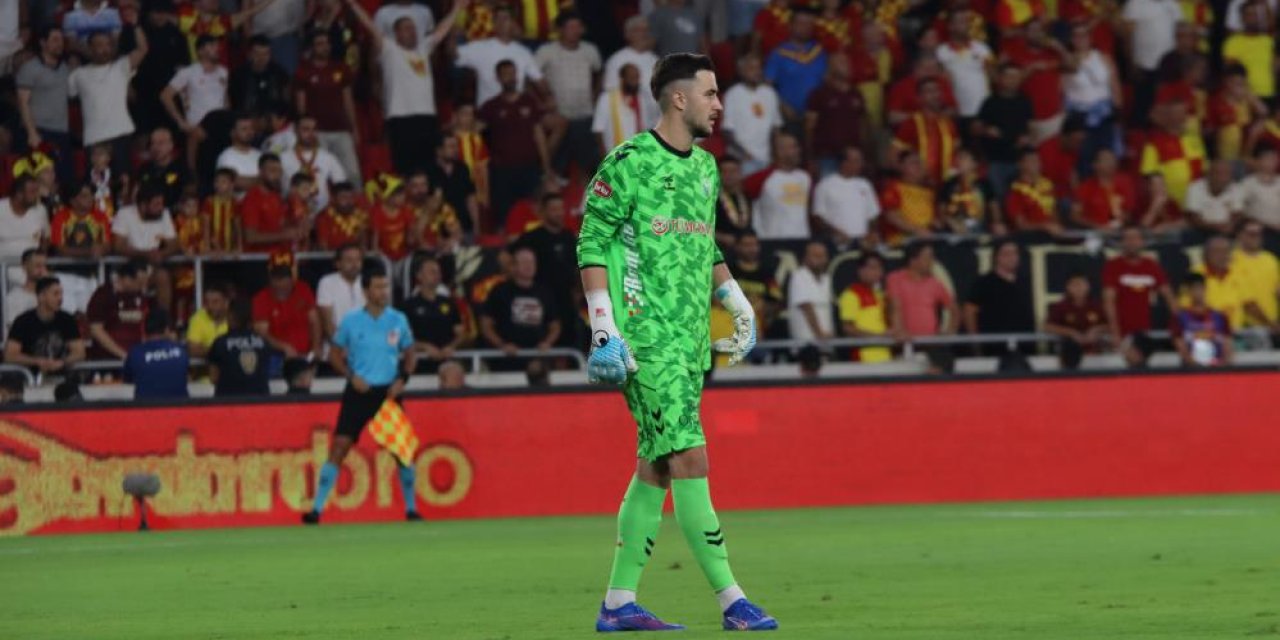 Konyaspor kalecisi Deniz Ertaş Göztepe maçı sonrası herkesin dilinde