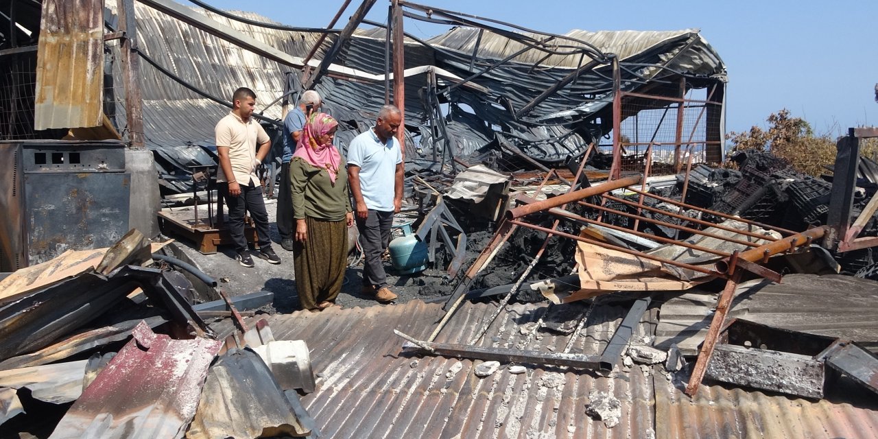 Düğünden dönen aileye, komşusu kabusu yaşattı