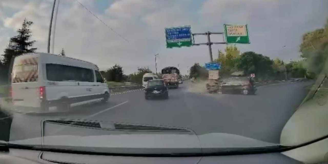 Kamyonetten kaçtı, bariyerlere saplandı! O anlar kamerada