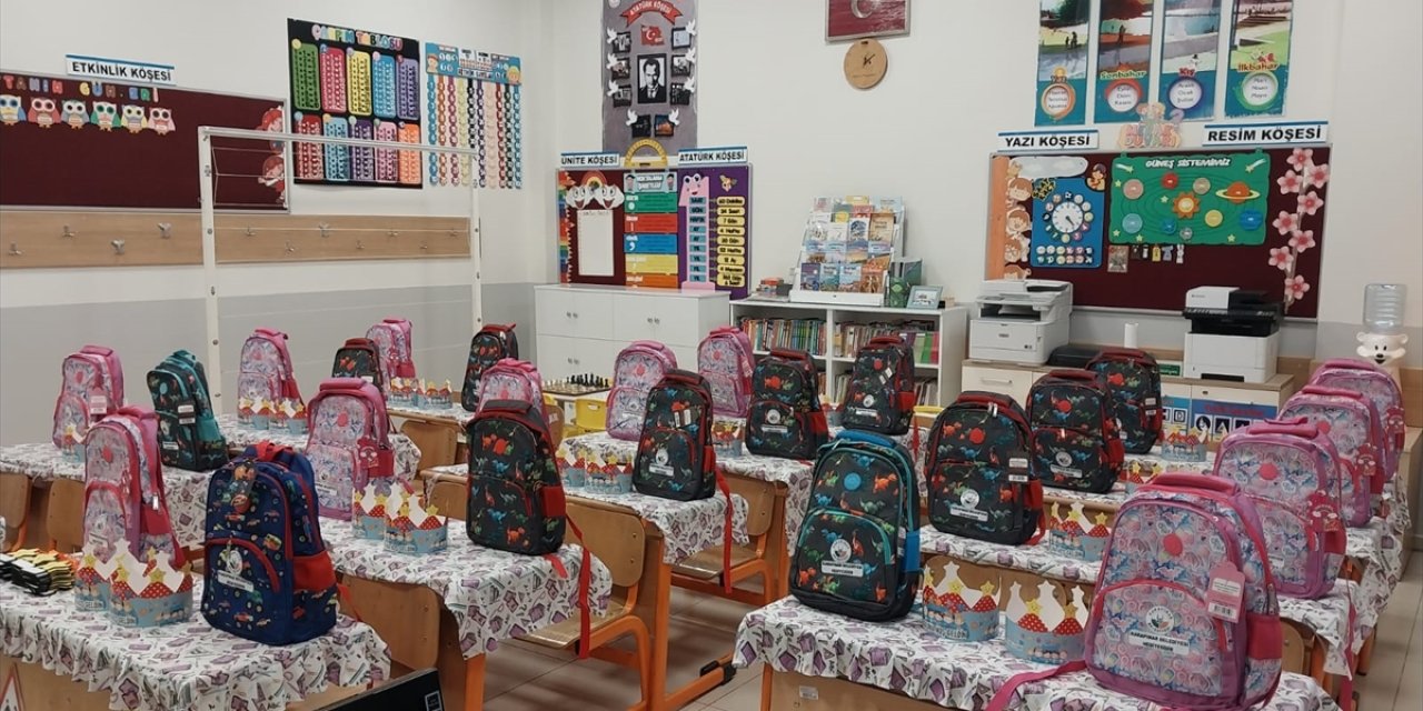 Konya Karapınar Belediyesinden ilkokul birinci sınıf öğrencilerine büyük jest