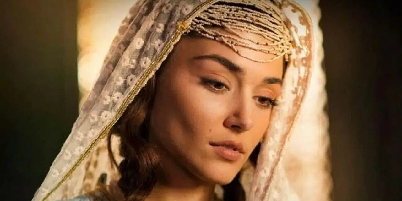 Hande Erçel’in Konya çekimli yeni filmi vizyona girecek