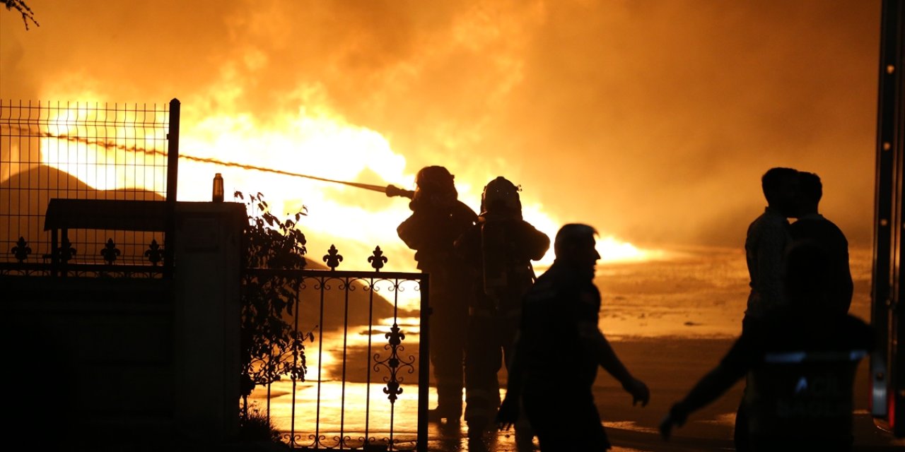 OSB’de ambalaj fabrikasında büyük yangın