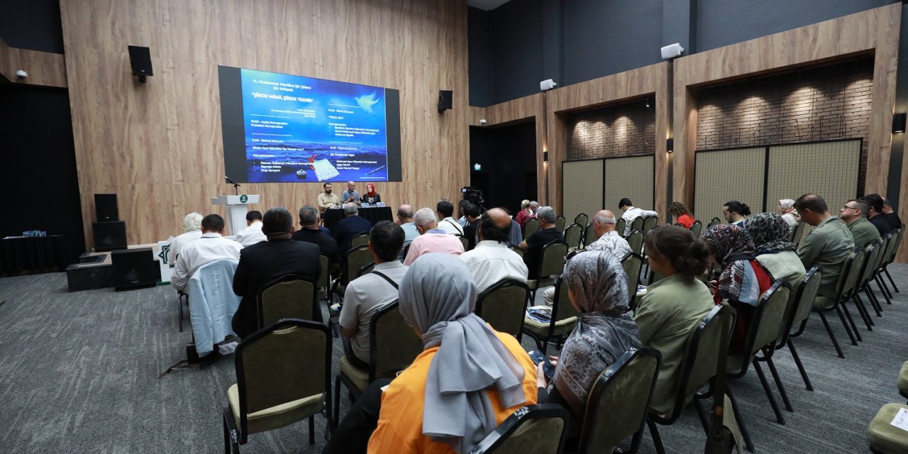 Şiirle edebiyat Konya’da buluştu! Uluslararası Mevlana şiir şöleni başladı