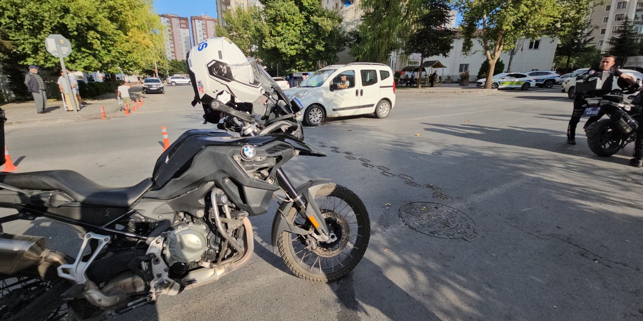 Polis motosikleti kontrolden çıktı! 2 memur yaralandı