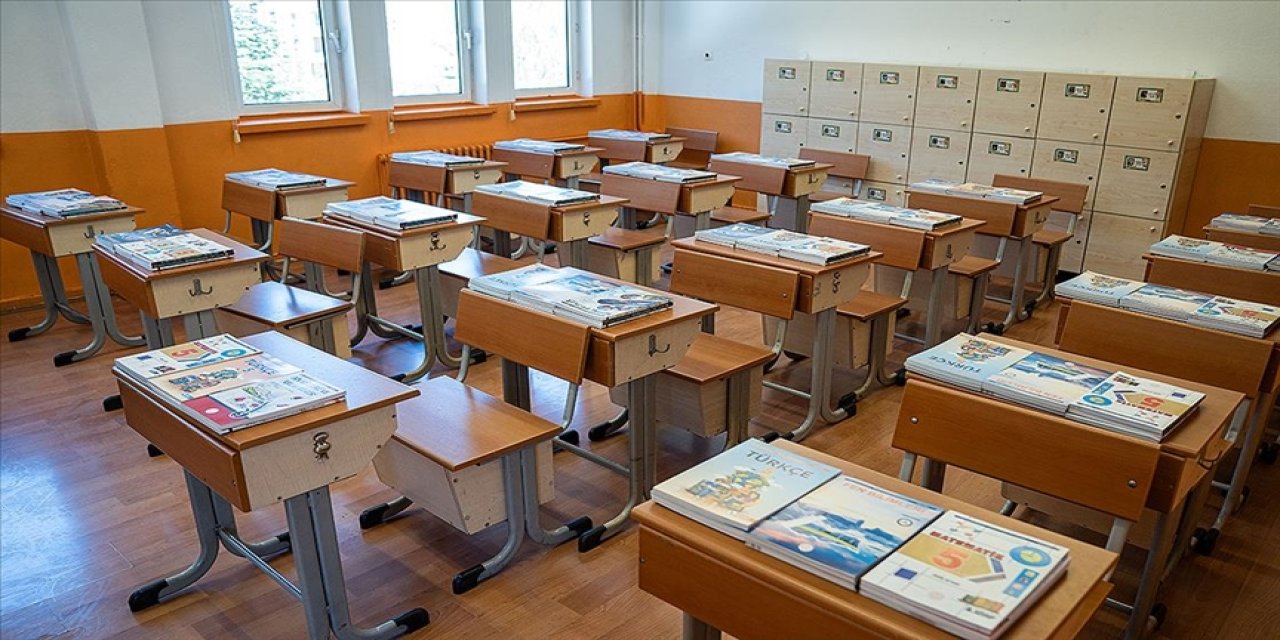 Yeni eğitim yılında 184 milyon kitap okul sıralarındaki yerini aldı
