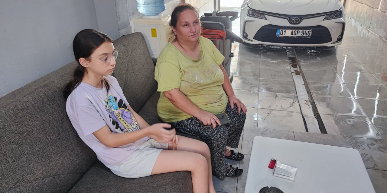 Evi yanan anne-kız oto yıkamacıda yaşamaya başladı