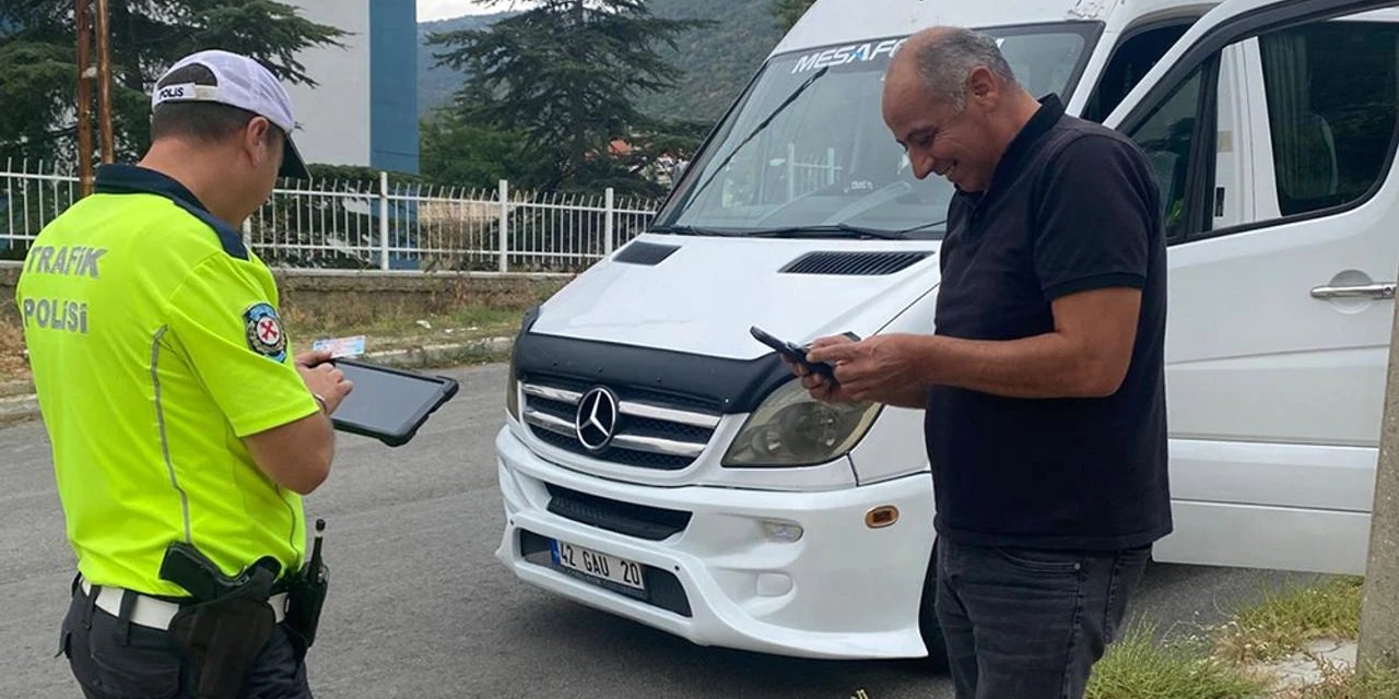 Konya’da okul servis araçları mercek altında