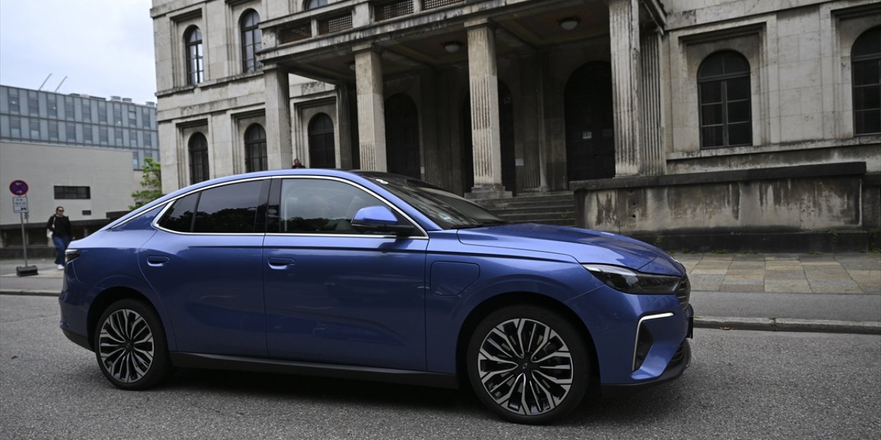 Türkiye’nin otomobili Togg’un yeni modeli Münih sokaklarında