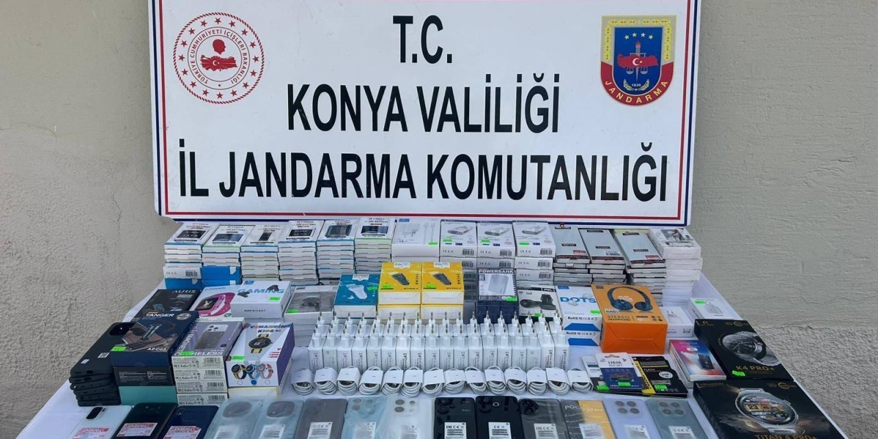 Konya’nın en büyük ilçesinde kaçak telefon operasyonu