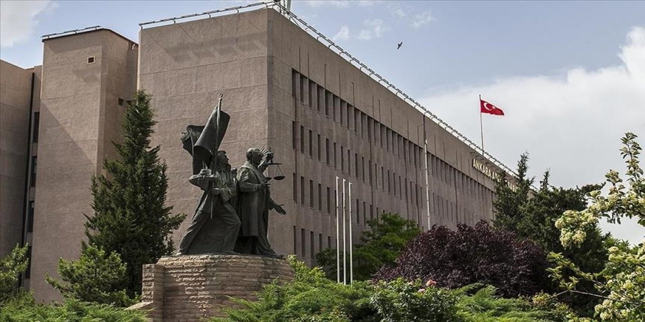 Sosyal medyada uygunsuz paylaşım yapan 30 şüpheli gözaltına alındı