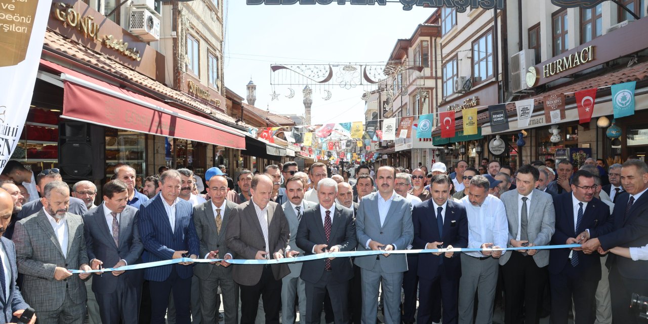 Konya Tarihi Bedesten Alışveriş Günleri başladı