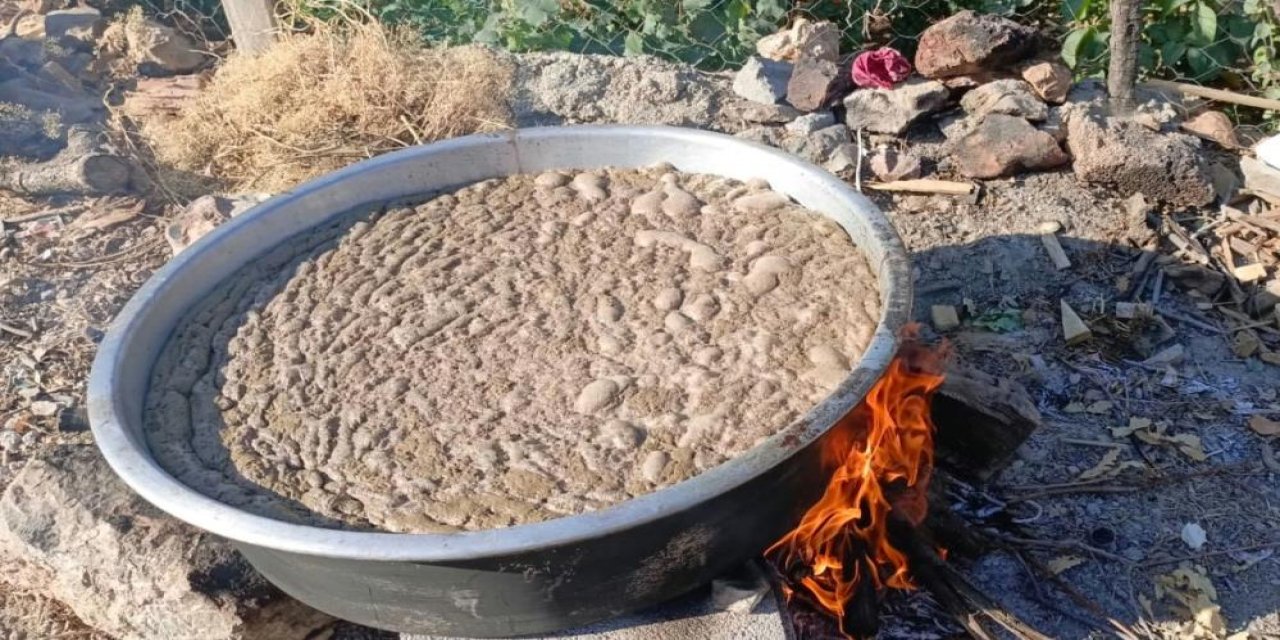 Konya’da asırlık tat için kazanlar kaynadı