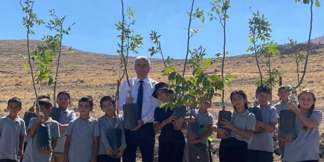 Konya’da öğrenciler doğa için harekete geçti