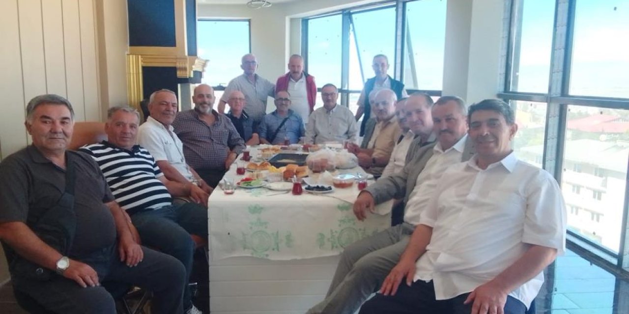 42 yıllık hasret ofiste son buldu