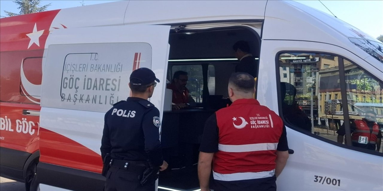 Türkiye, düzensiz göçle kesintisiz ve kararlı bir şekilde mücadele ediyor