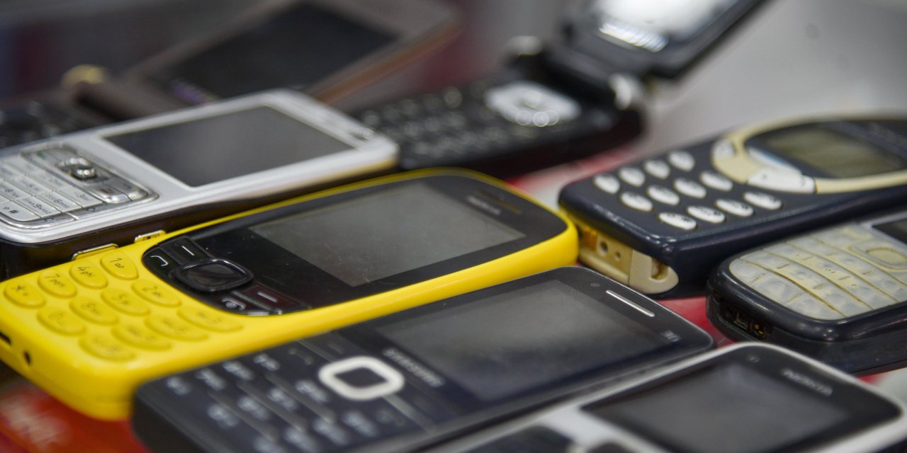 Dijital bağımlılığa karşı eski çözüm: Tuşlu telefon