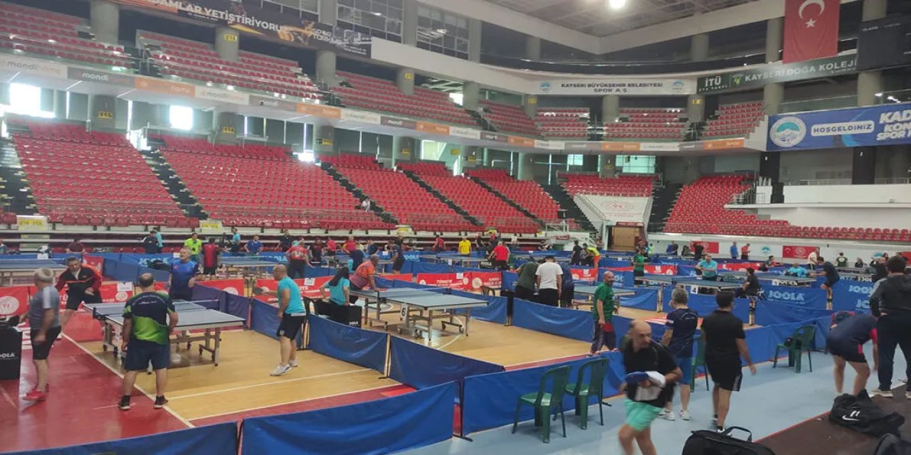 Asım Emir Şahin, katıldığı turnuvadan Konya’ya madalya ile döndü