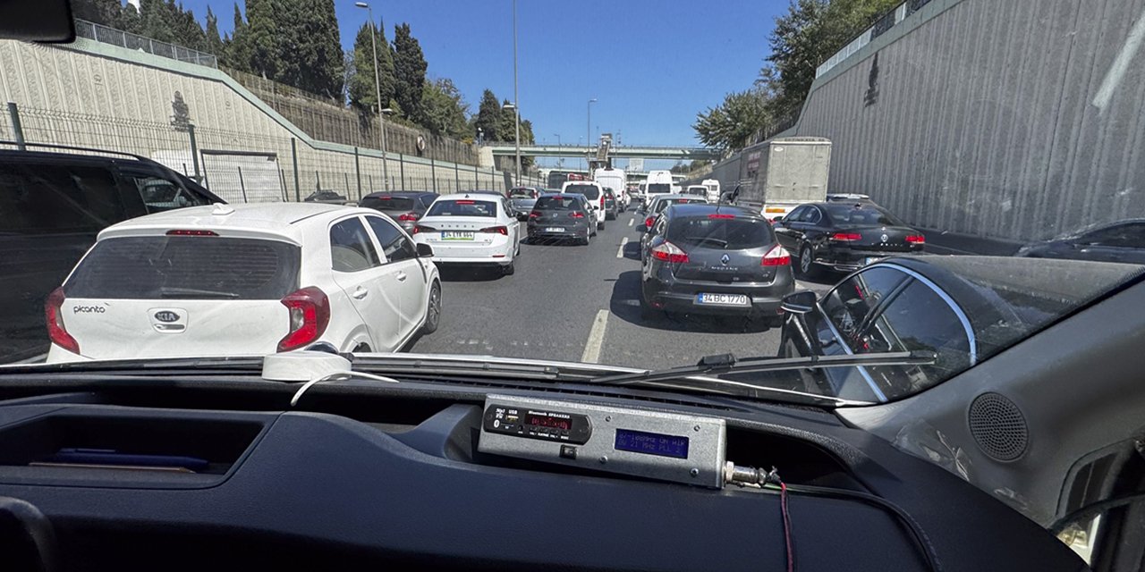 Trafikte yeni dönem! Tüm radyolarda müzik duracak, bu anons duyulacak