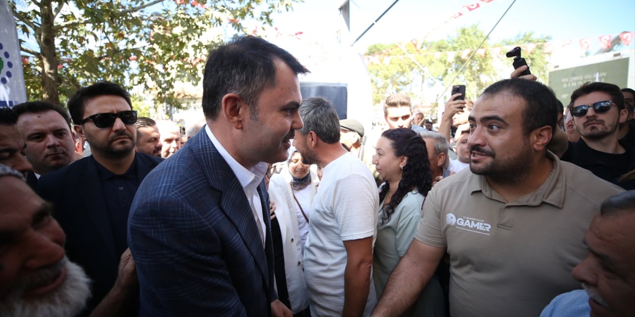 Bakan Kurum: Konutları 1 yıl içinde teslim edeceğiz