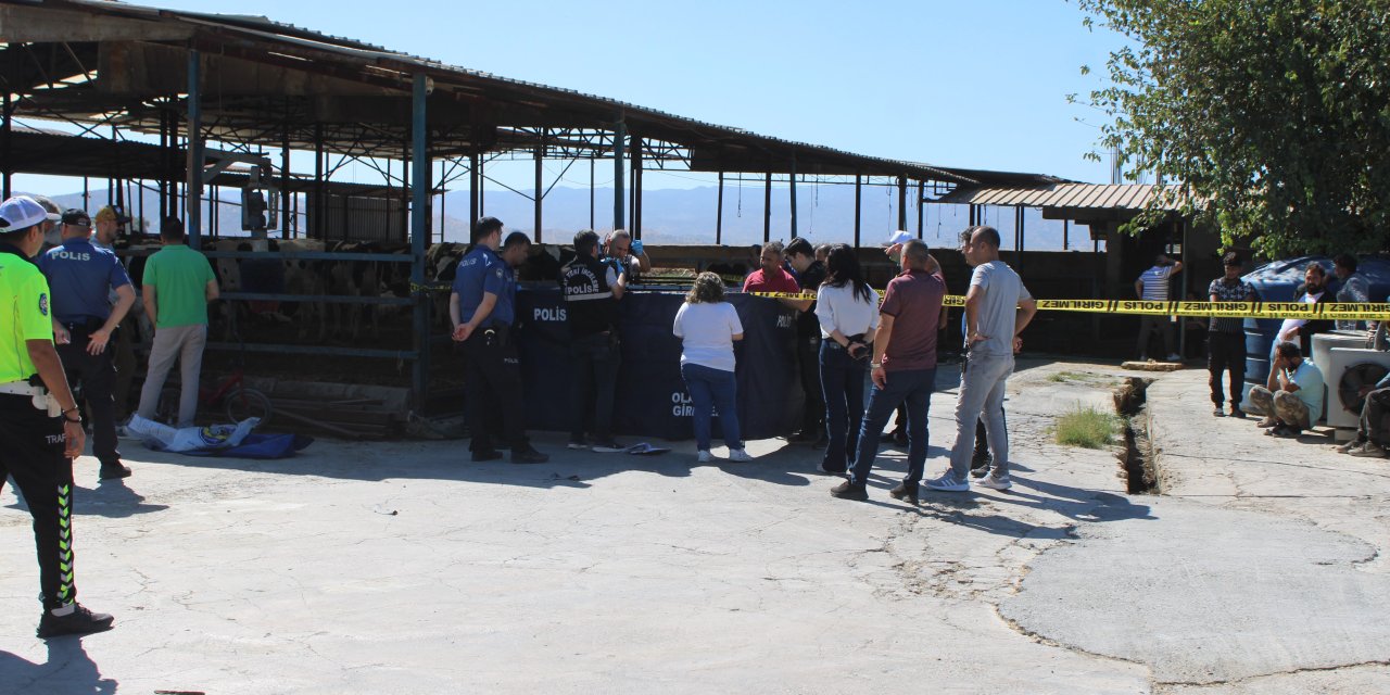 Oyun oynarken kamyonun altında kalan 3 yaşındaki çocuk öldü