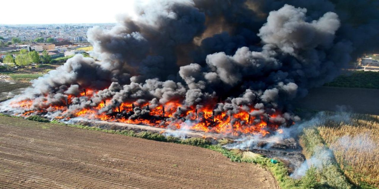 Geri dönüşüm fabrikasında yangın! Yoğun duman şehir merkezinden görülüyor