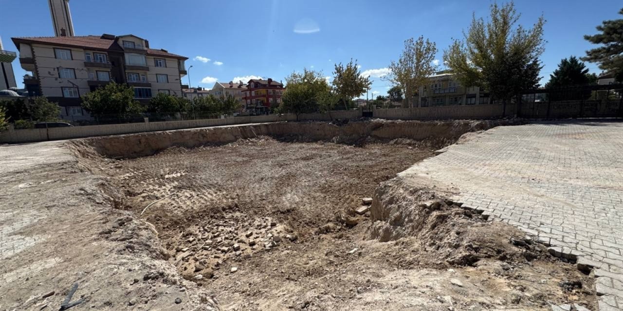 Konya’da doğalgaz patlamasının ardından binadan eser bile kalmadı